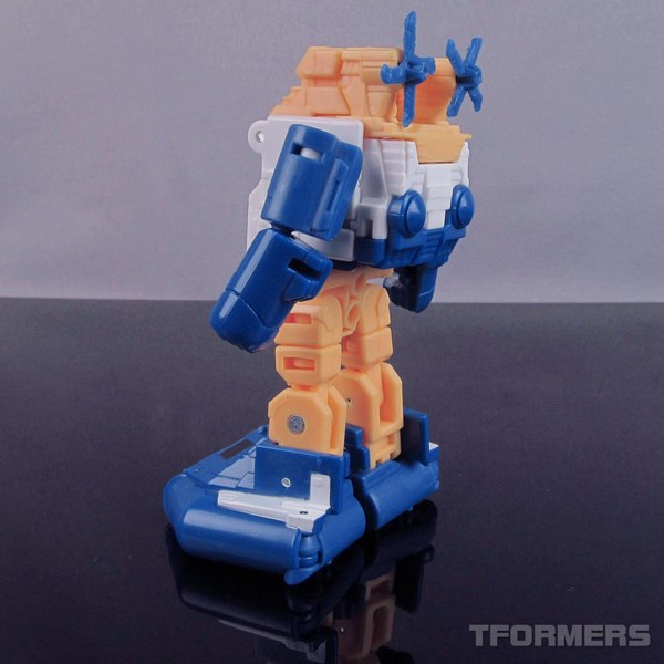 TFormers Titans Return Seaspray Photo Gallery 006 (6 of 129)